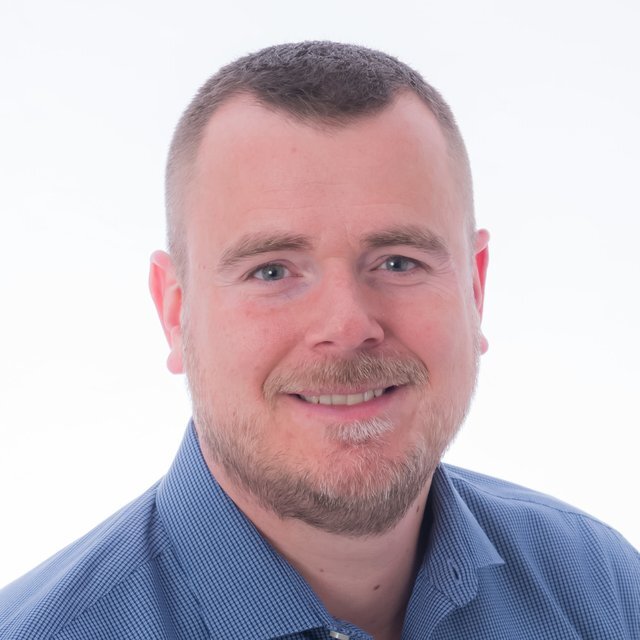 Jonathan Snavely, founder of The Lunse